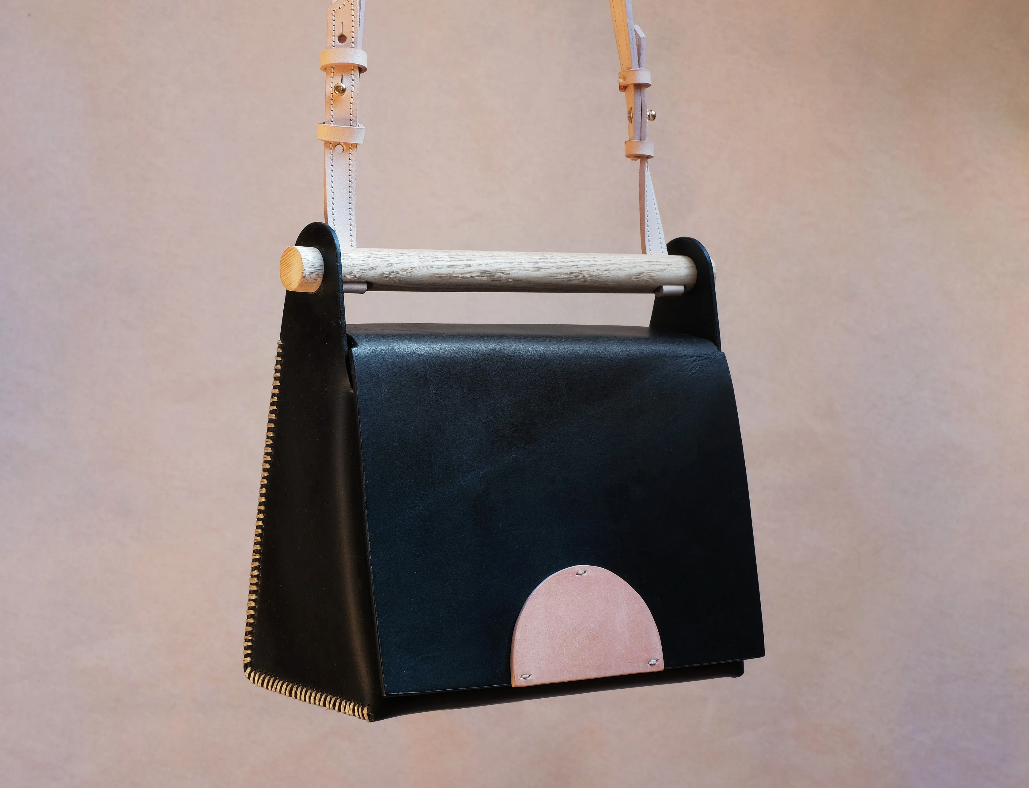 Bolso Hejduk rectangular color negro