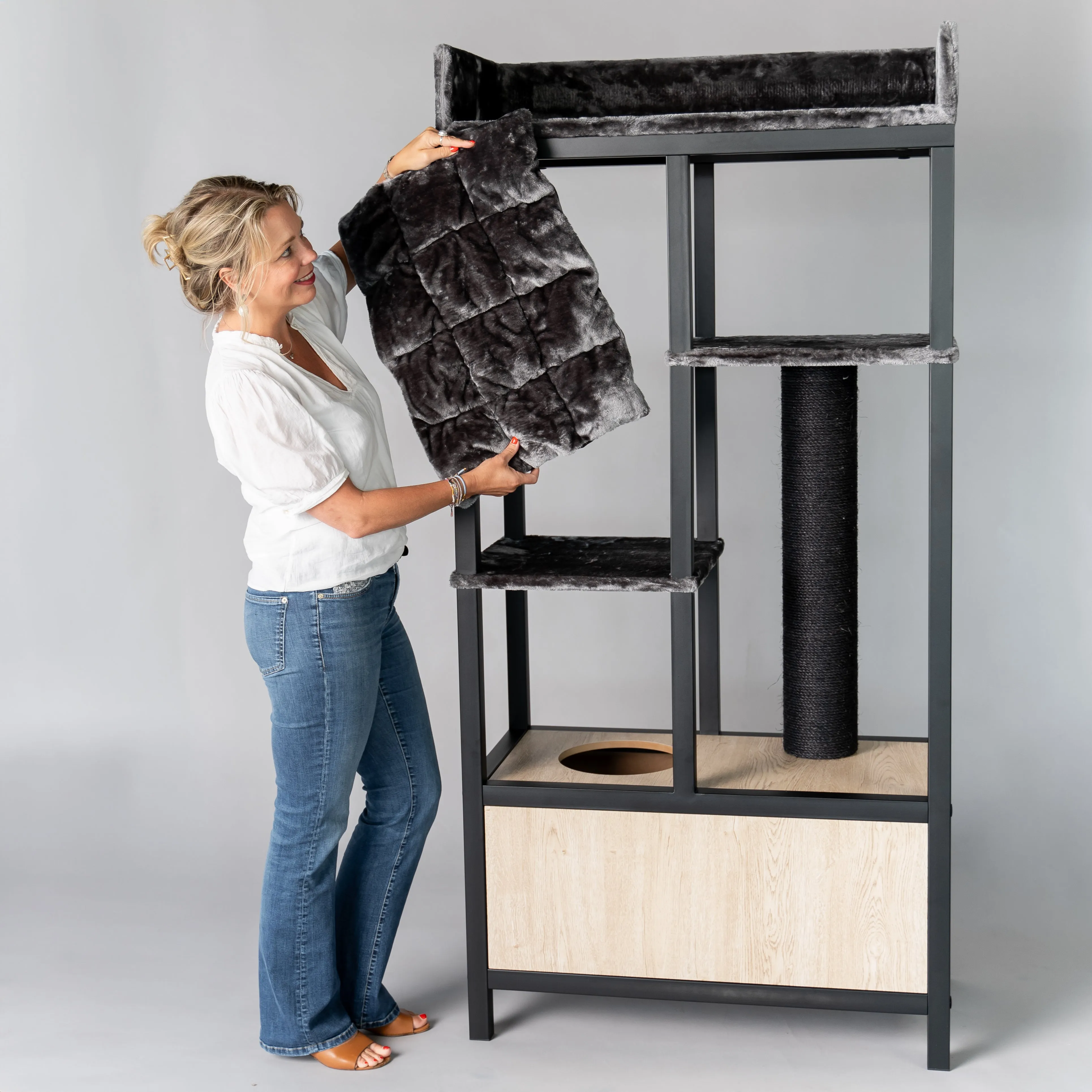Diseño de mueble para gatos Maine Coon Feline Elite 190 Blackline (Gris Oscuro)