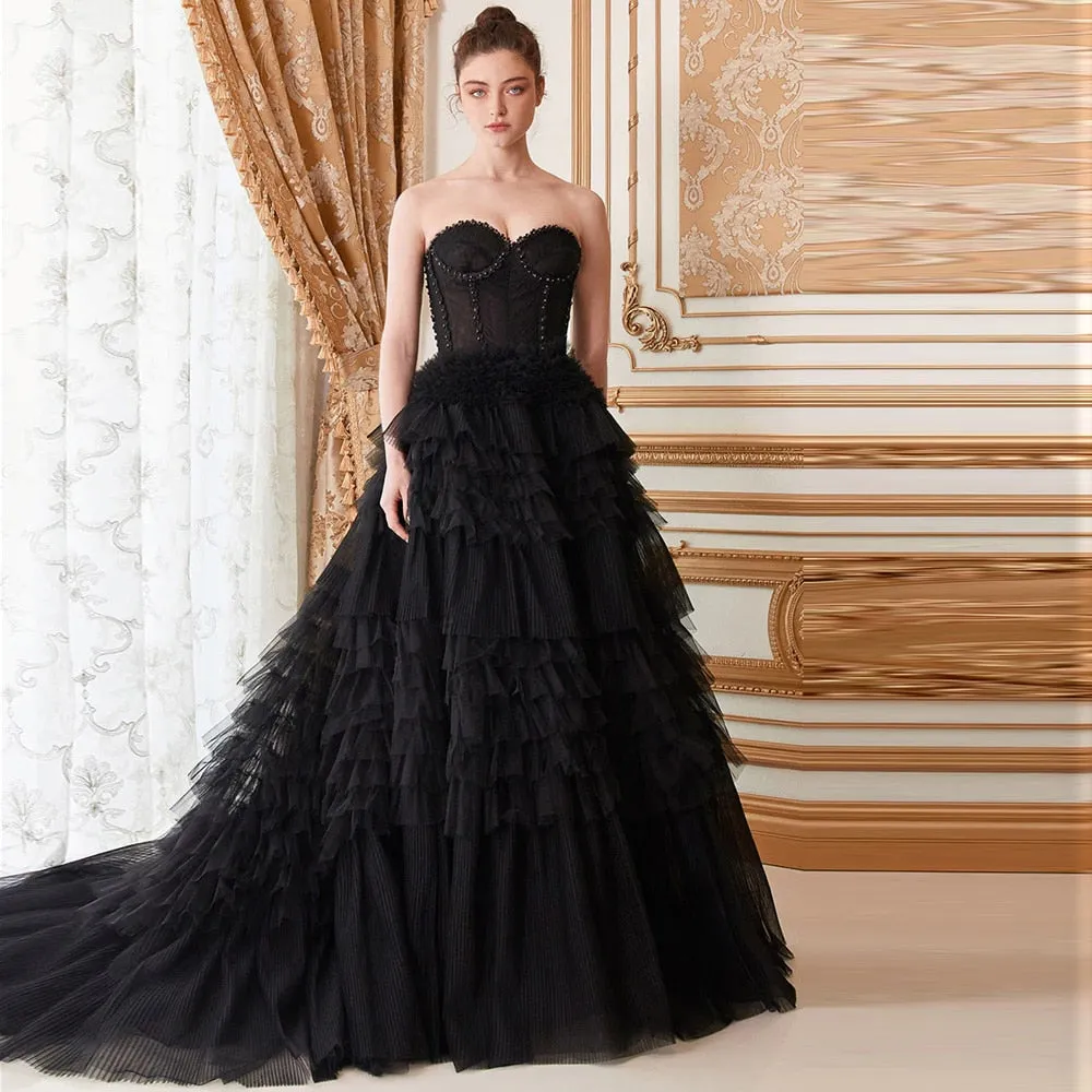 Vestido de Festa com Saia em Volume Luxuoso - Modelo Especial