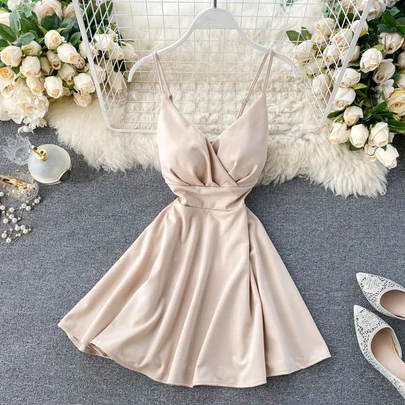 Vestido de Festa Curto c/Bojo Acinturado Alcinha