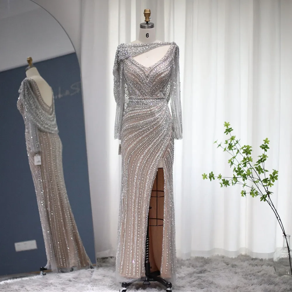 Vestido de Festa Luxo Clássico com Cravejado em Cristais com Manta - Modelo Especial